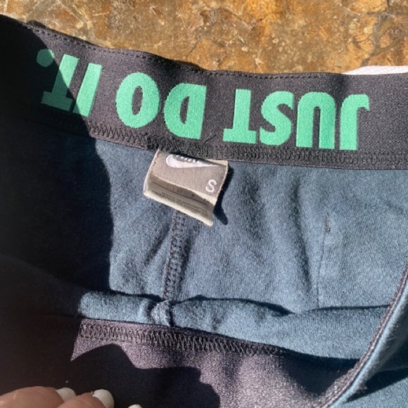Nike Just Do It Athletic Shorts Womens S Gym Racer Running Walking bottoms - Picture 3 of 3